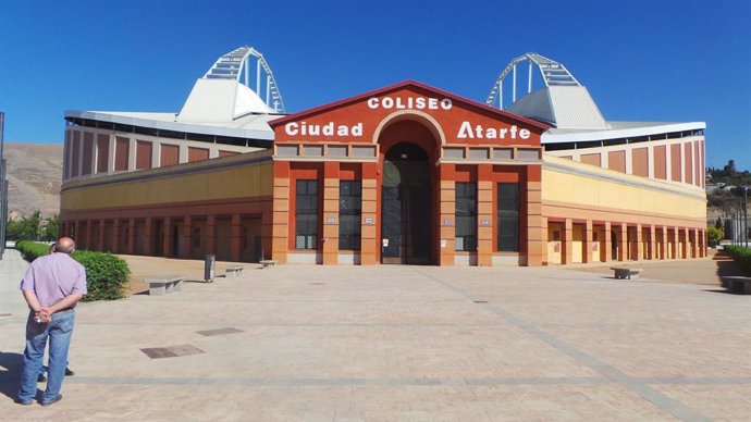 Archivo - Plaza de Toros de Atarfe, donde ha tenido lugar el concierto.