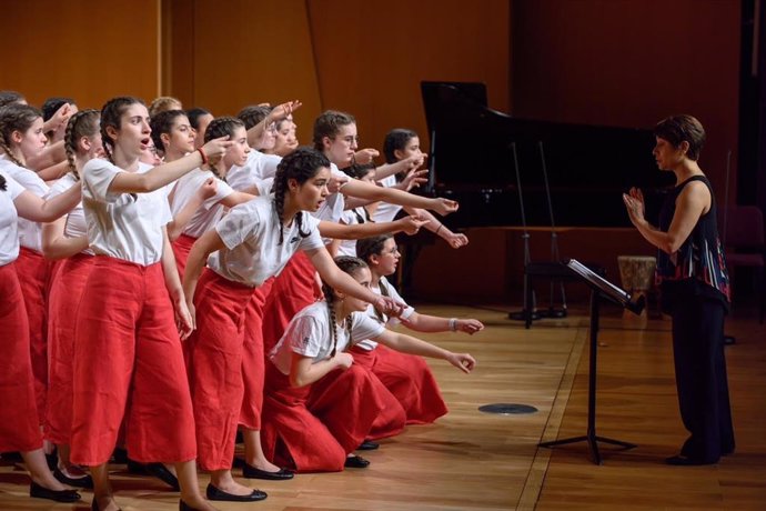 Los Pequeños Cantores de la Orquesta y Coro de la Comunidad de Madrid ofrecerán dos recitales gratuitos de música portuguesa en la capital