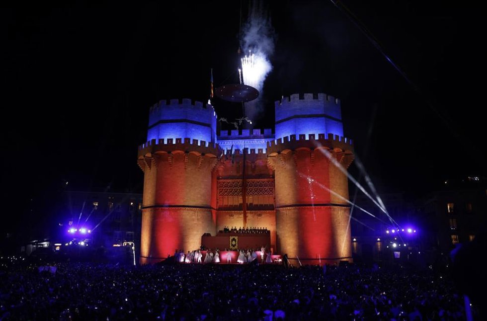Una Crida "de esperanza" al mundo tras la dana llama a "encender la llama" de las Fallas 2025.
