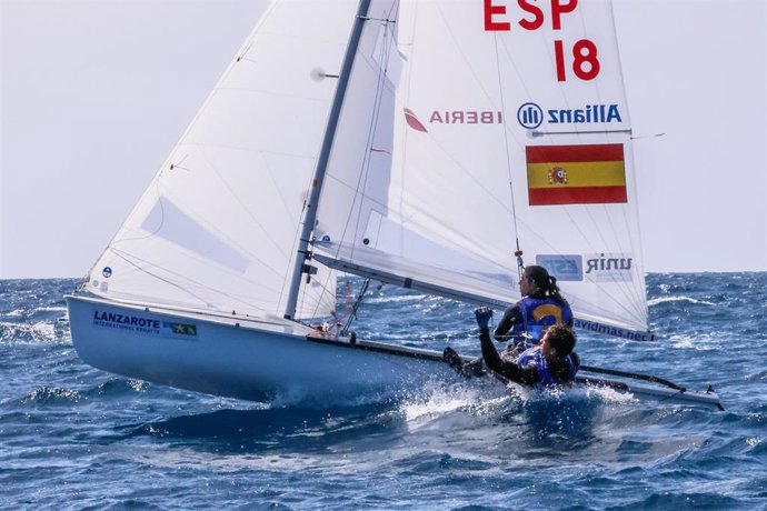 Silvia Mas y Álex Marsans, durante la Lanzarote International Regatta 2025.