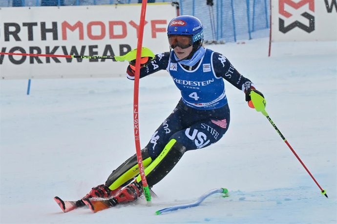 Mikaela Shiffrin durante el eslalon de la Copa del Mundo 24-25 de Sestriere
