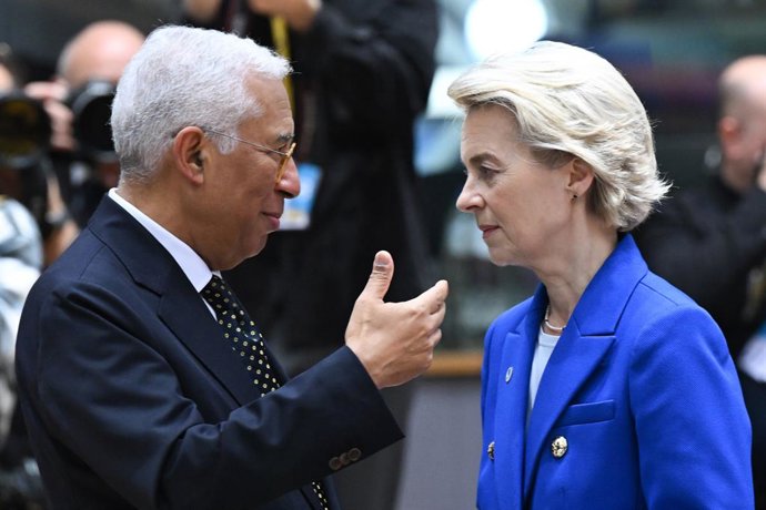 Archivo - Arquivo - Imagem de arquivo da presidente da Comissão Europeia, Ursula von der Leyen, e do presidente do Conselho Europeu, António Costa.