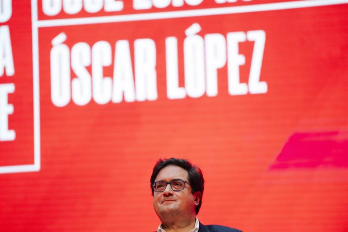 El secretario general del PSOE-M y ministro para la Transformación Digital y de la Función Pública, Óscar López.