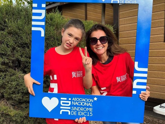 Patricia Cavanillas com sua filha Marta.