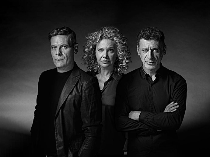 Roberto Enríquez, Lidia Otón y Nacho Fresneda en una imagen promocional