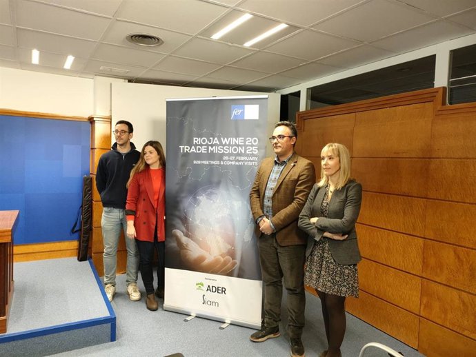 Un total de 32 bodegas y 24 importadores de 17 países participan este miércoles y jueves en 'La Rioja wine trade mission'
