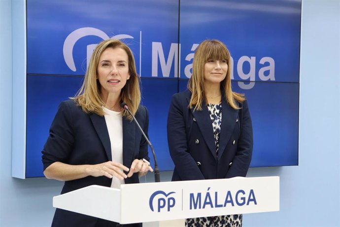 La vicesecretaria de Sociedad del Bienestar, Inclusión Social, Igualdad y Familias del PP de Málaga, Lucía Yeves, junto a la coordinadora de la plataforma de la formación 'Todos Somos Uno', Ruth Sarabia.