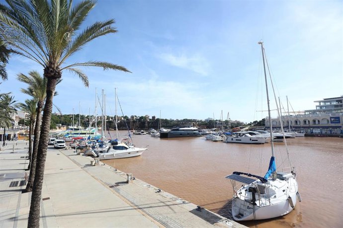 Archivo - Embarcaciones en Porto Cristo.