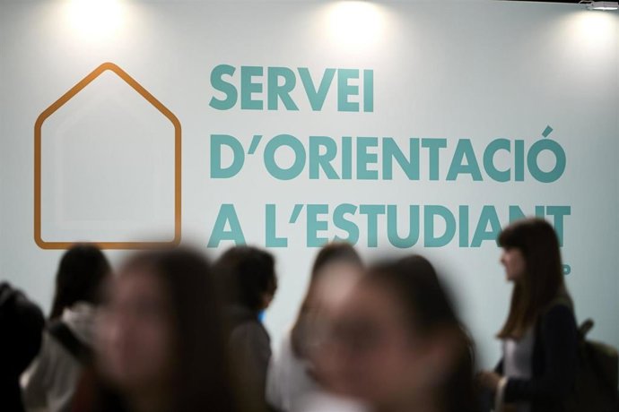 Crece la orientación y la atención personalizada en el Saló de l’Ensenyament 2025 con 200 actividades 