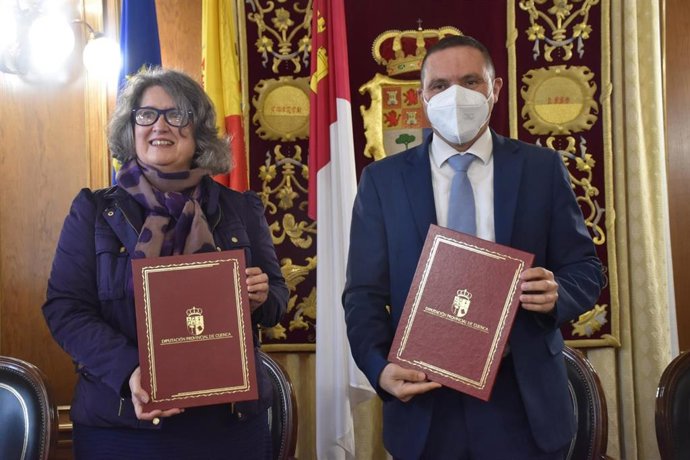 La Diputación y el Gobierno regional firman el convenio de la nueva Planta de Residuos.