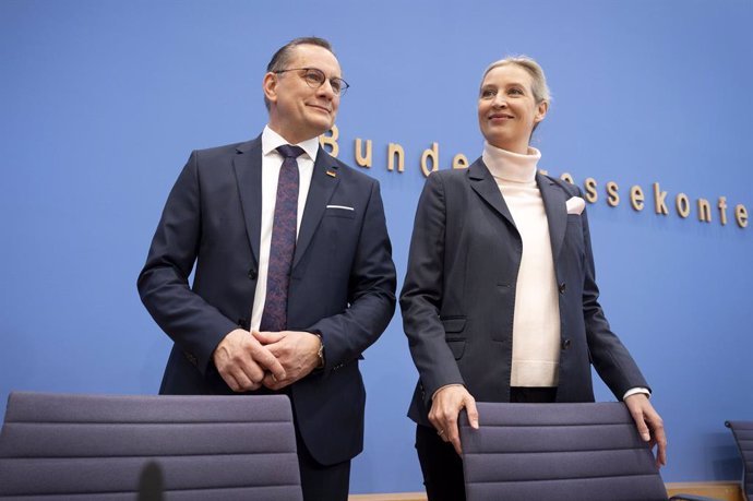 February 24, 2025, Berlin, Berlin, Deutschland: Tino Chrupalla und Alice Weidel bei der Bundespressekonferenz AfD - Zu den Bundestagswahlen im Haus der Bundespressekonferenz. Berlin, 24.02.2025