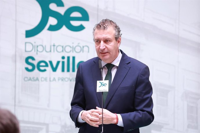 El presidente de la Diputación, Javier Fernández. 