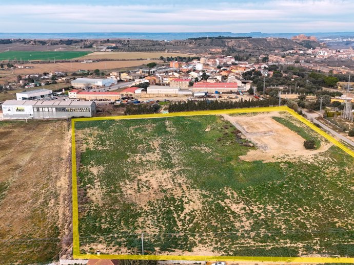 Parcela donde se levantará el Parque de Bomberos Monzón-Binéfar