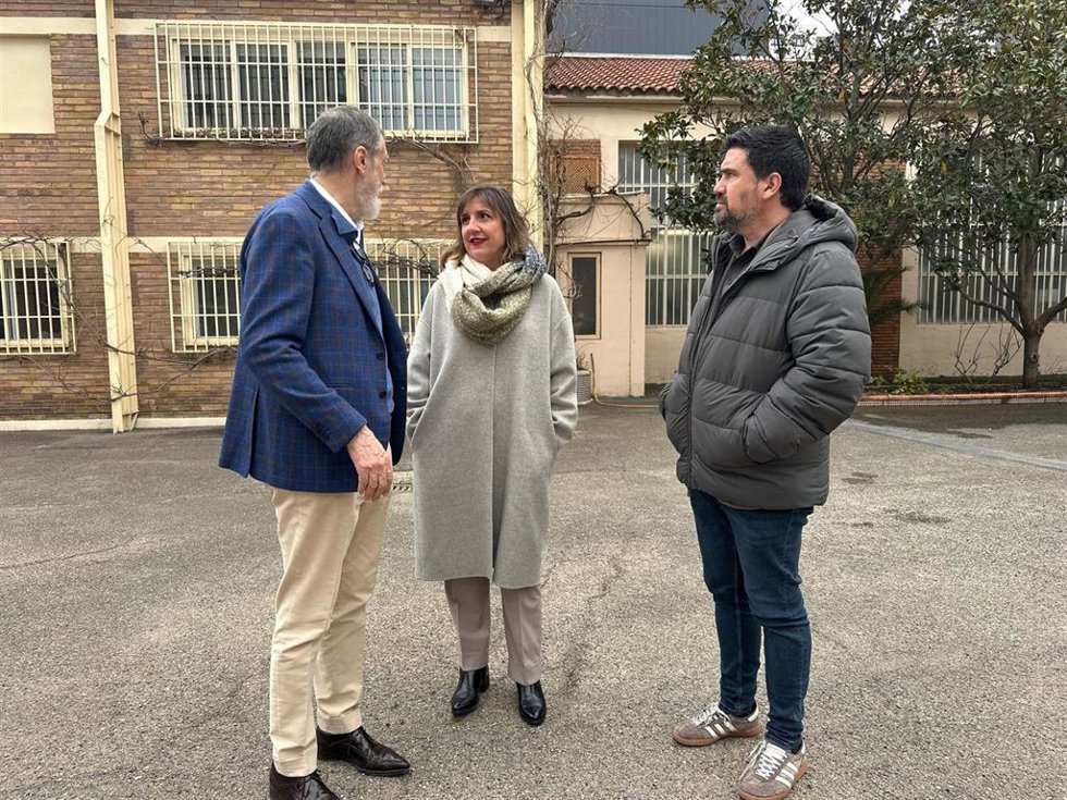 La portavoz del grupo municipal del PSOE en el Ayuntamiento de Zaragoza, Lola Ranera, propone una calle a la farmacéutica Paquita Ors