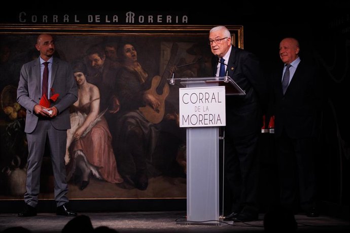 Archivo - El compositor Abel Moreno interviene tras recibir Premio Alma de Andalucía a Toda una vida en la tercera edición de los Premios Alma Andalucía en 2023.