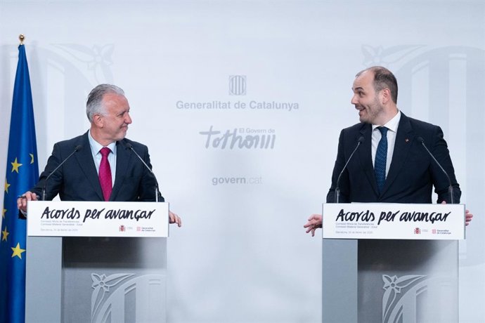El ministre de Política Territorial i Memòria Democràtica, Ángel Víctor Torres, i el conseller de Presidència de la Generalitat, Albert Dalmau