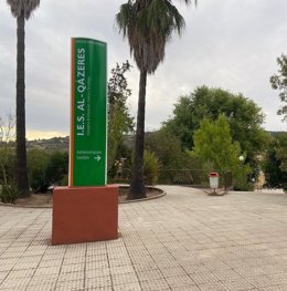 Docentes y alumnado de los ciclos de Igualdad del IES Al-Qazeres recibirán el Premio 8M del Ayuntamiento de Cáceres