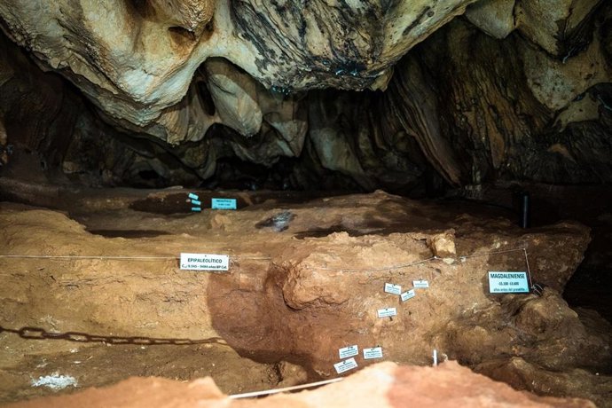 La Cueva de la Victoria celebra su tercer aniversario como referente del turismo cultural y científico en Málaga