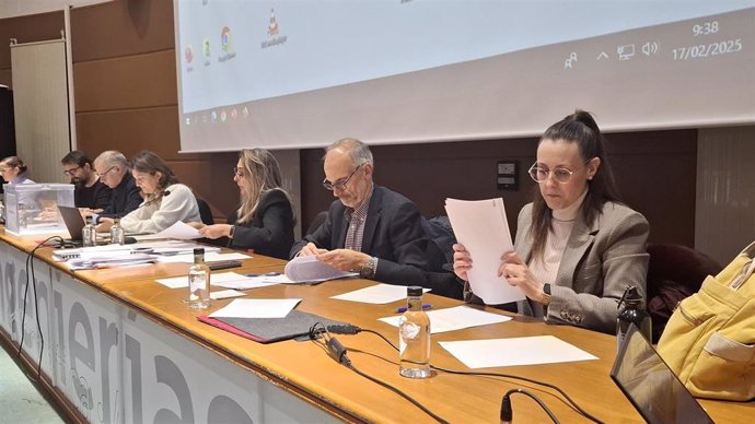 Presidencia del Claustro de la ULE celebrado este lunes en León