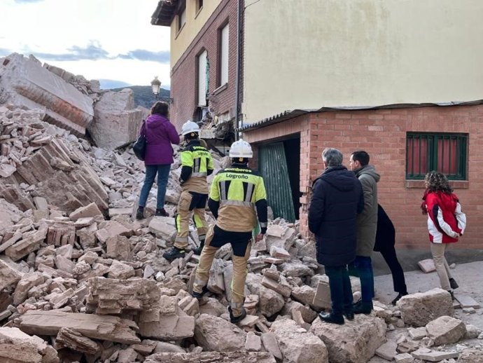 Activado 'Nivel 1 PLATERCAR' para garantizar seguridad de vecinos de Viguera tras el derrumbe de la torre de su iglesia