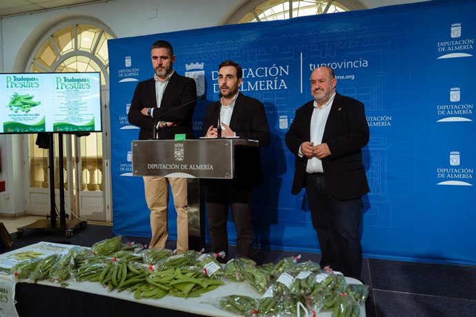 Presentación de las VIII Jornadas de présules y tirabeques de Dalías.