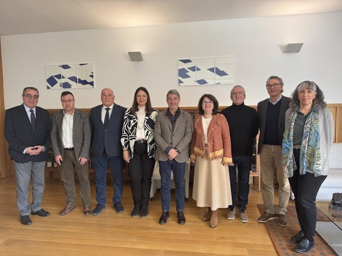 La UA y el Ayuntamiento de Orihuela se reúnen para "revitalizar" relaciones y abordar el futuro de la Sede Universitaria.