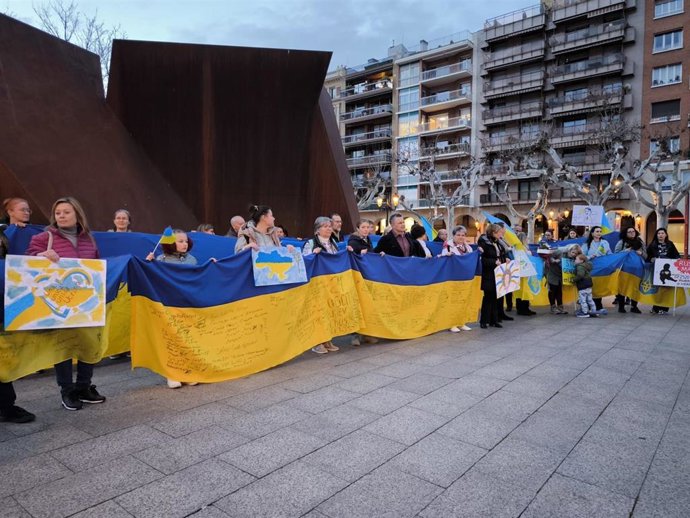 Una concentración recuerda que "ahora no es solo el destino de Ucrania lo que está en juego, sino la estabilidad europea