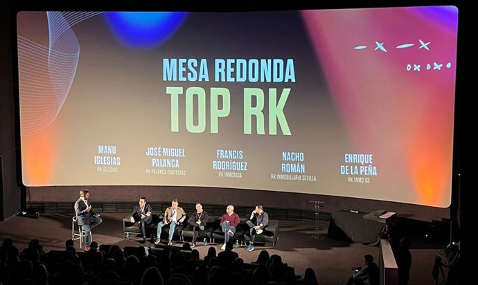 Foto de la mesa redonda en el RKDAY 25