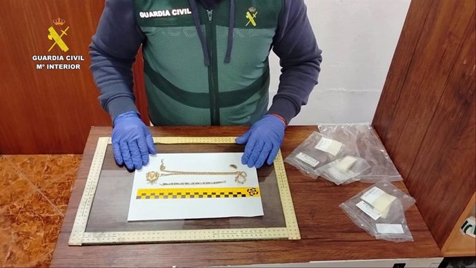 Imagen de algunas de las joyas recuperadas