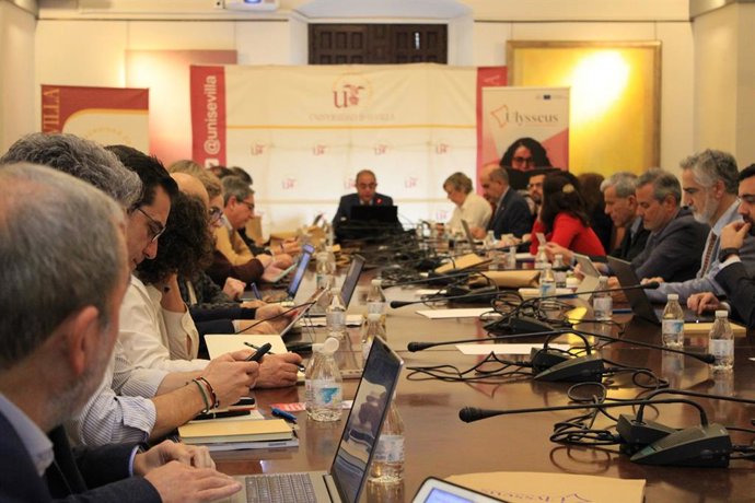 El rector de la US preside la primera reunión del Comité de Dirección Local del Polo de Innovación de Ulysseus.