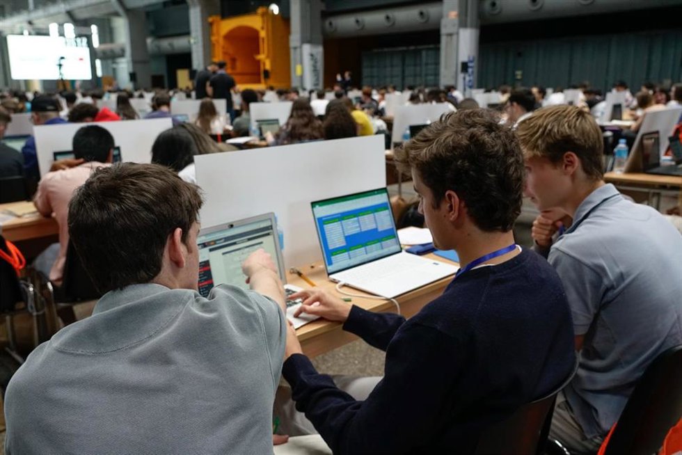 Archivo - Un estudio percibe pesimismo entre jóvenes preuniversitarios andaluces sobre el empleo en los próximos cinco años