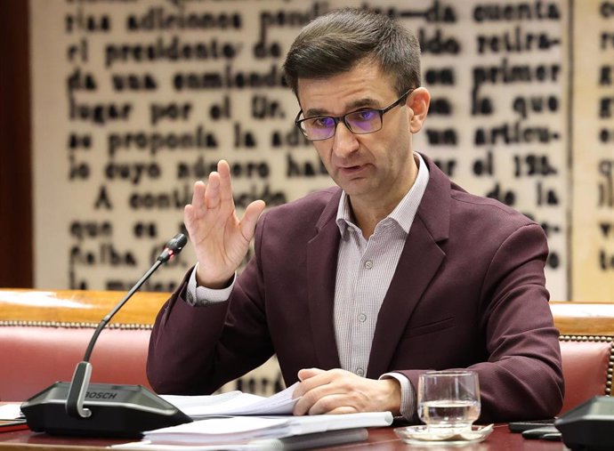 El Presidente del Consejo de Administración de la Corporación RTVE, José Pablo López, comparece en la Comisión Mixta de Control Parlamentario de la Corporación RTVE y sus Sociedades, en el Senado, a 25 de febrero de 2025, en Madrid (España). Durante su in