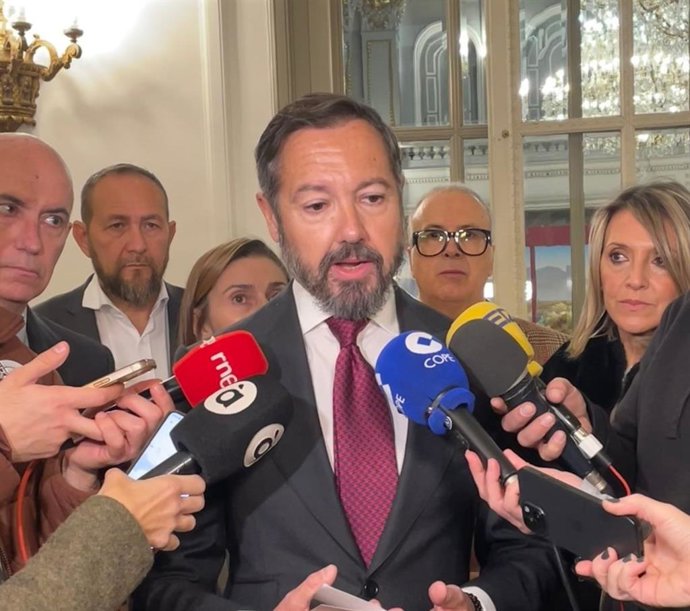 Archivo - El segundo teniente de alcalde de València y portavoz municipal de Vox, Juan Manuel Badenas.