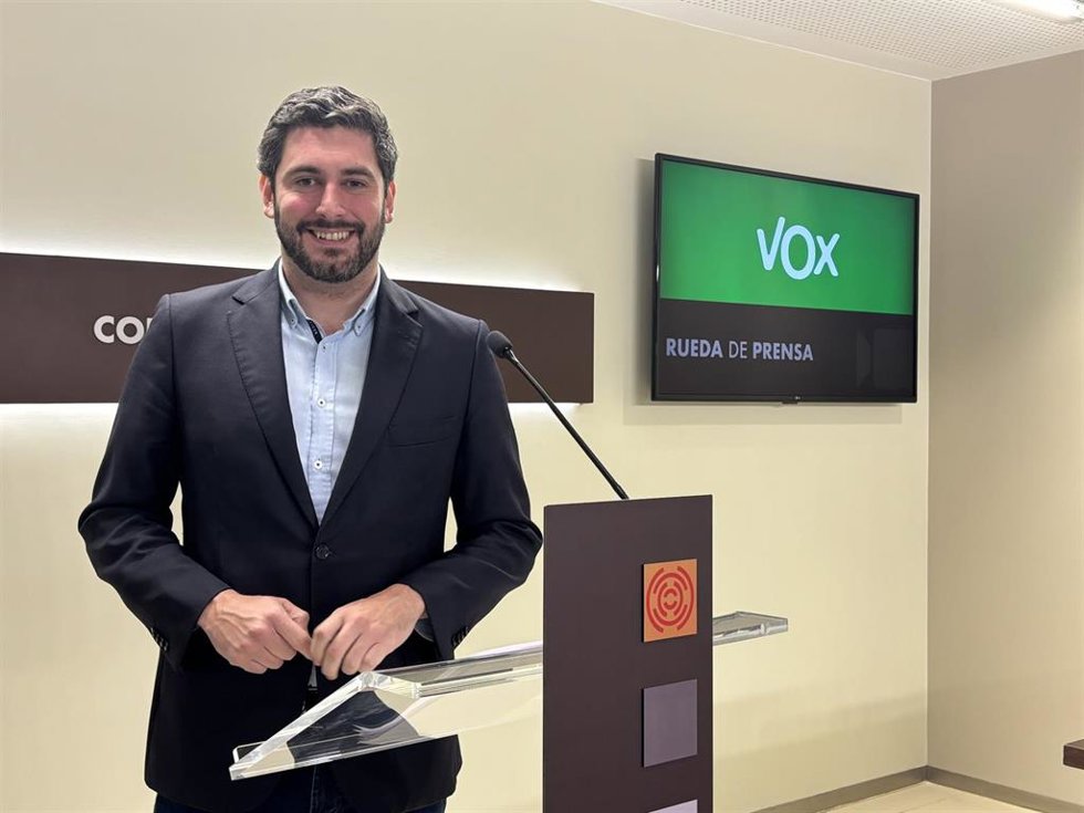 El portavoz parlamentario de VOX en las Cortes de Aragón, Alejandro Nolasco.