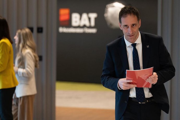 El presidente de Mondragon, Pello Rodríguez, durante un desayuno informativo, en Bat Tower, a 25 de febrero de 2025, en Bilbao, Vizcaya, País Vasco (España)