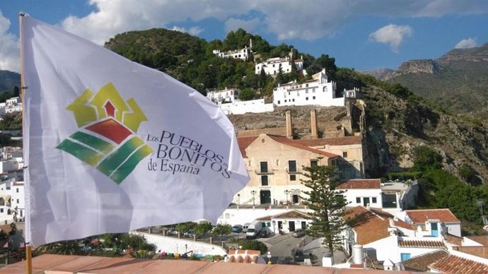 LOS PUEBLOS MAS BELLOS DE ESPAÑA Estos son los 20 pueblos más bonitos de España | Mujerhoy