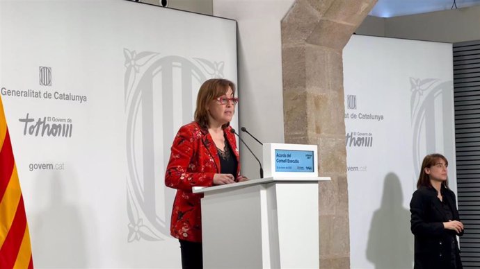 La consellera de Territorio, Vivienda y Transición Ecológica y portavoz del Govern, Sílvia Paneque, en una rueda de prensa en el Palau de la Generalitat tras el Consell Executiu