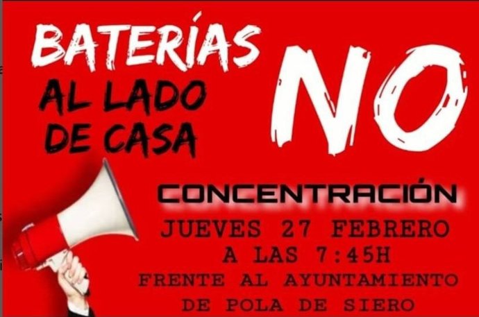 Concentración ante el Ayuntamiento de Siero contra proyectos de baterías