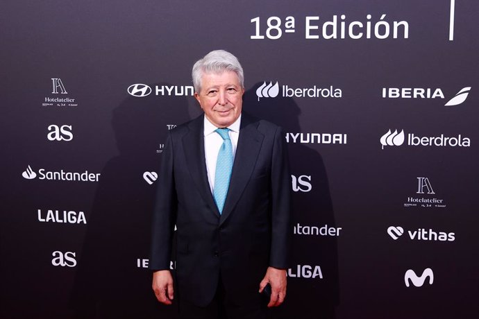 Archivo - Enrique Cerezo, President of Atletico de Madrid, poses for photo during the Photocall of the XVIII Premios AS del Deporte 2024 celebrated at the Palacio Neptuno on December 2, 2024, in Madrid, Spain.