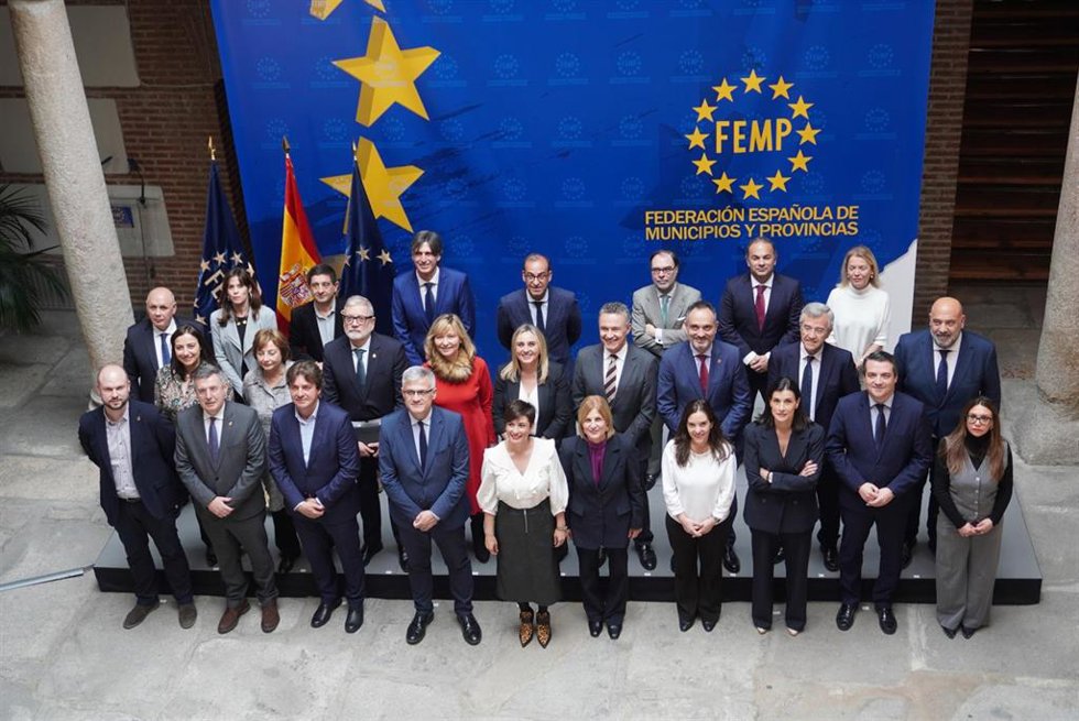 Reunión de la FEMP con la ministra de Vivienda y Agenda Urbana, Isabel Rodríguez