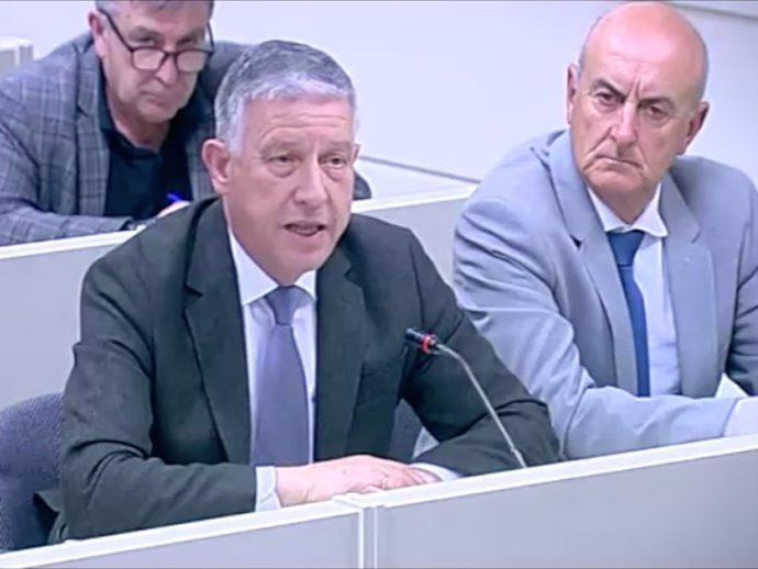 El senador por la provinica de Huelva Carmelo Romero.