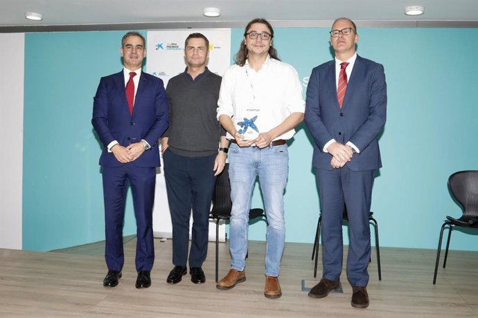 La start-up Bluco recibe el galardón en los Premios EmprendeXXI.