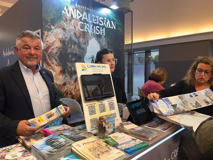 El presidente de la Mancomunidad Axarquía, Jorge Martín, en Navartur.