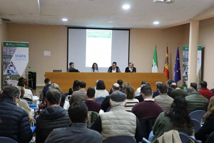 Presentado en Alcalá del Río el proyecto andaluz Fosnat.