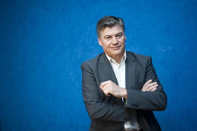 Archivo - El presidente de Pimec y de la Plataforma Multisectorial contra la Morosidad (PMcM), Antoni Cañete, posa tras una entrevista para Europa Press, en Barcelona, Catalunya (España), a 24 de marzo de 2021