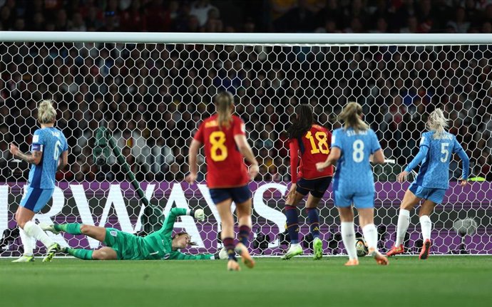 Archivo - Momento del gol de Olga Carmona en la final del Mundial 2023 entre España e Inglaterra