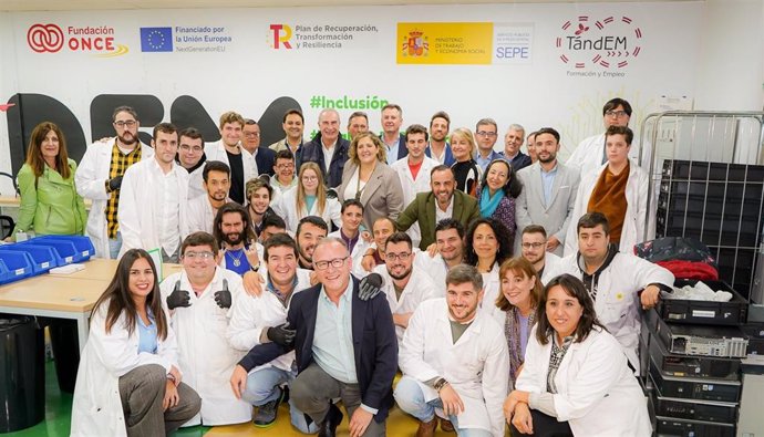 Archivo - La ONCE lanza un proyecto para impulsar el empleo de personas con discapacidad en el sector de la transición ecológica.