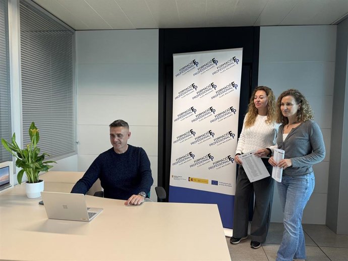 Un total de 121 alumnos y profesores de FP participan en las estancias gratuitas de inmersión lingüística en Irlanda.