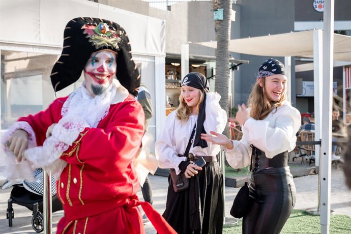 El centro comercial Bahía Sur celebrará su fiesta de Carnaval con animaciones infantiles, juegos medievales y atracciones.