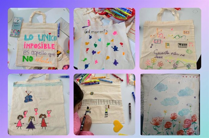 Bolsas de tela pintadas.